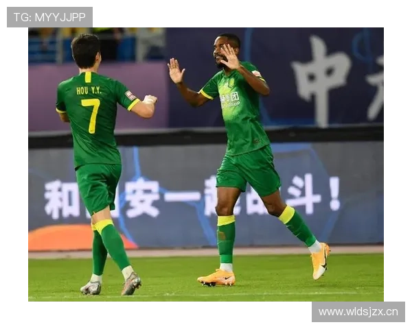 北京国安防线站位问题频繁暴露：对防守稳定性造成影响与走势变化